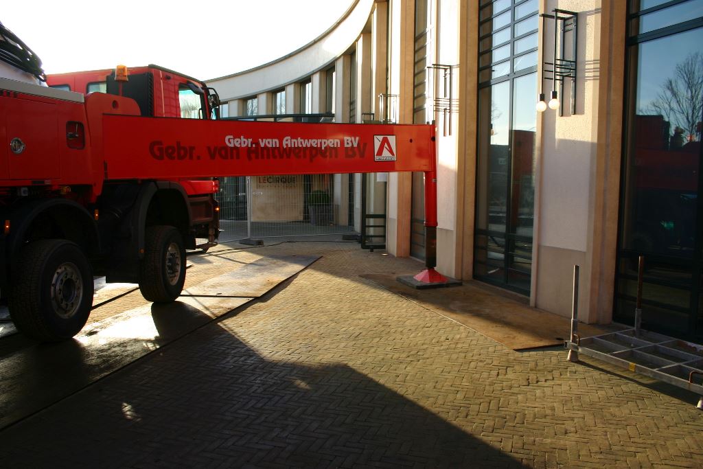 betonstort Circus theater Scheveningen