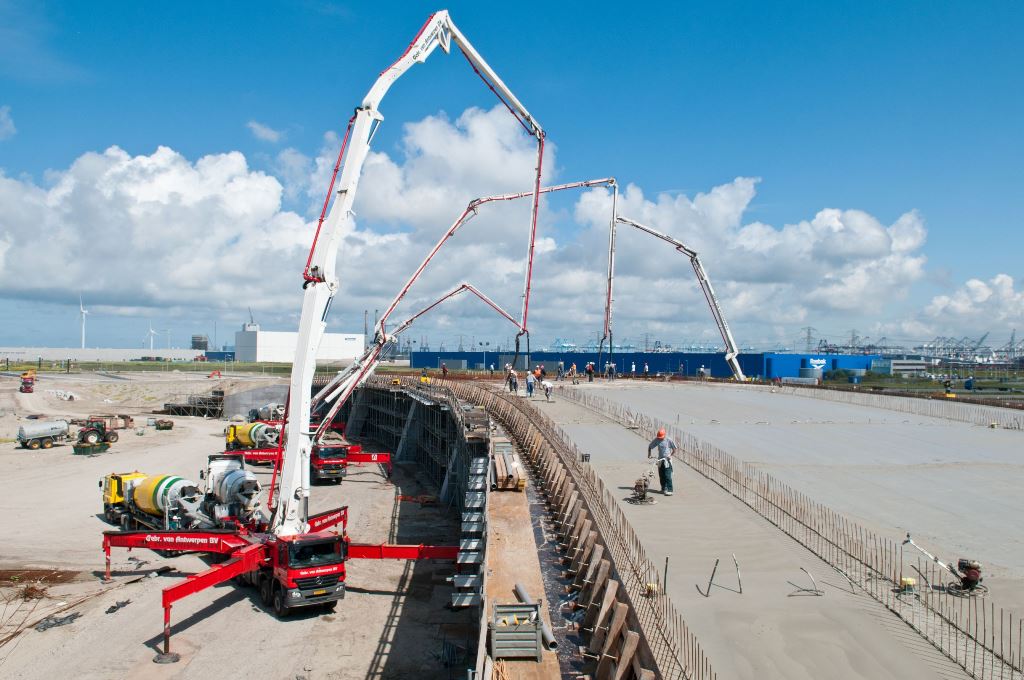 betonstort Maasvlakte